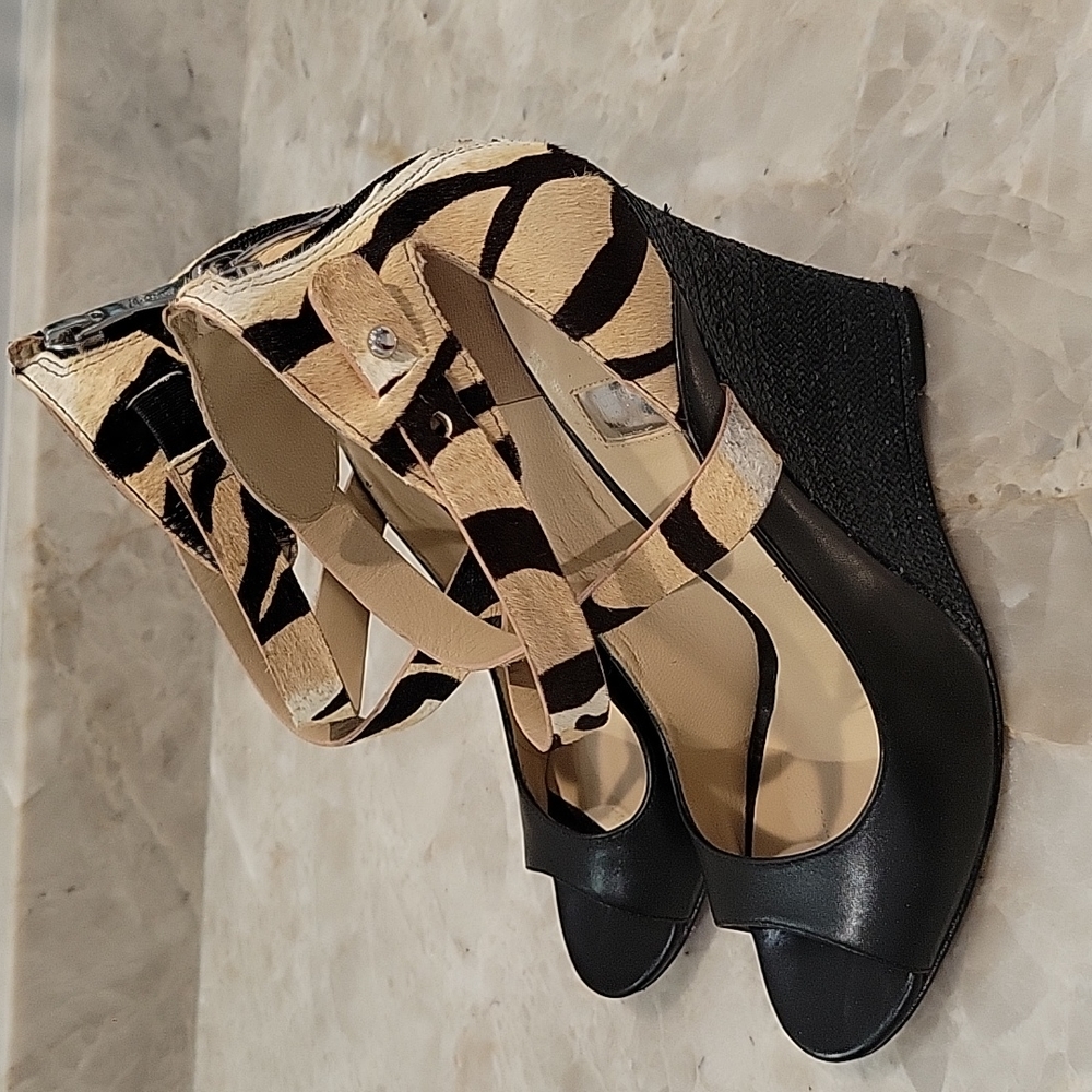 Wedge Guess by Marciano